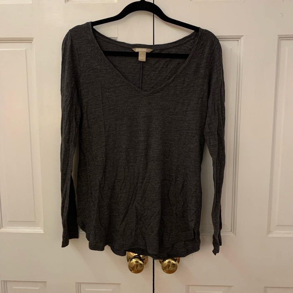 Banana Republic V Neck Dark Grey Tee